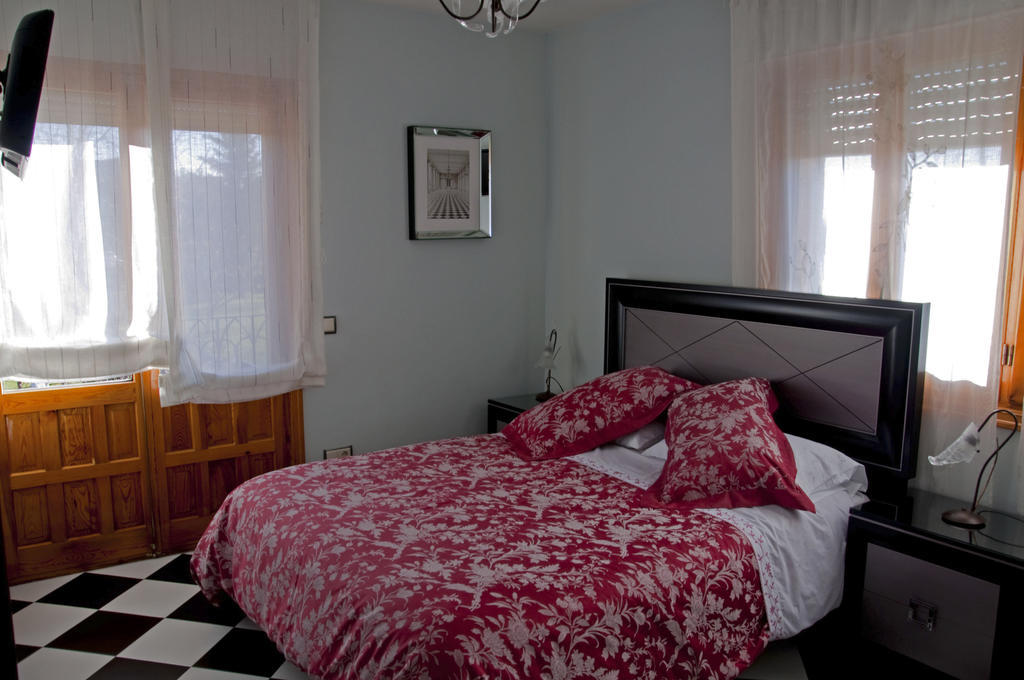 Hospederia Gemma La Lastrilla Room photo